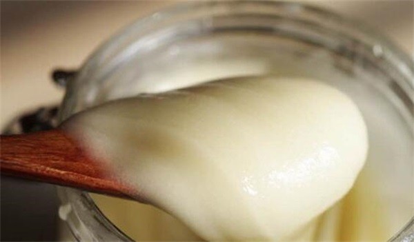 蜂蜜摻糖漿容易結(jié)晶，是真的嗎?