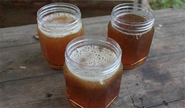 蜂蜜為什么會(huì)有酸酸的味道（正宗蜂蜜帶酸味的原因）