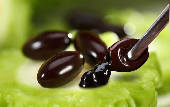 蜂膠的副作用有哪些？不但可能引起過敏，還可能導(dǎo)致重金屬中毒！