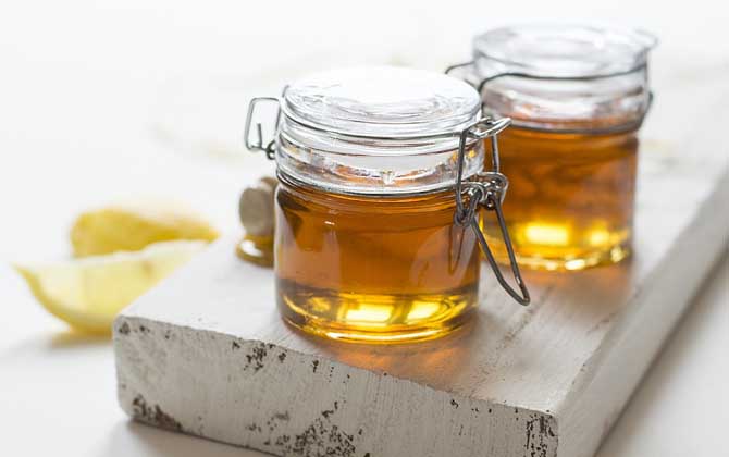 檸檬蜂蜜水的功效有哪些？經常喝檸檬蜂蜜水，這5個好處跑不了！