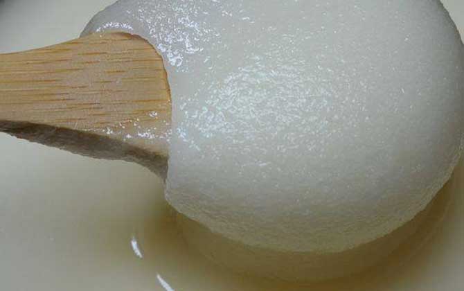 椴樹蜂蜜適合什么人吃？這5類人群，經常喝些椴樹蜂蜜大有好處！