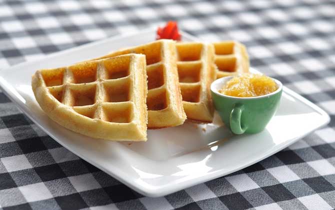 蜂蜜減肥法可靠嗎？正確食用能減肥，但長期過量食用則反而增肥！