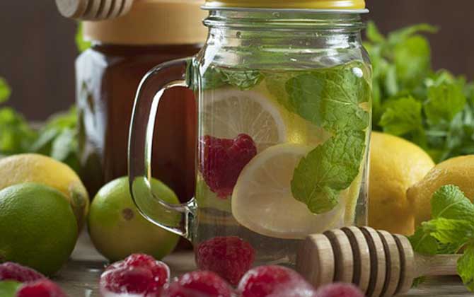 蜂蜜減肥的正確吃法及最佳時(shí)間