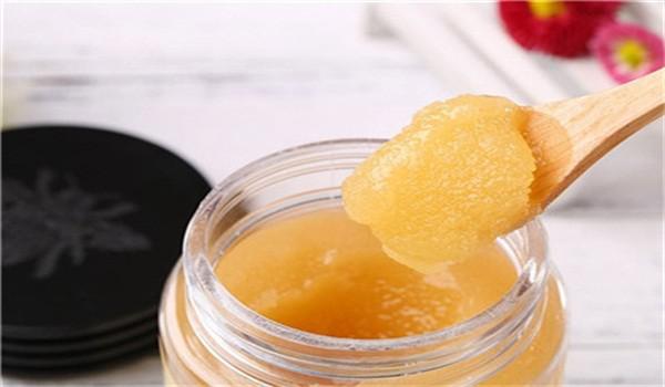 不結(jié)晶的蜂蜜是假的嗎（蜂蜜不結(jié)晶是假蜂蜜嗎）