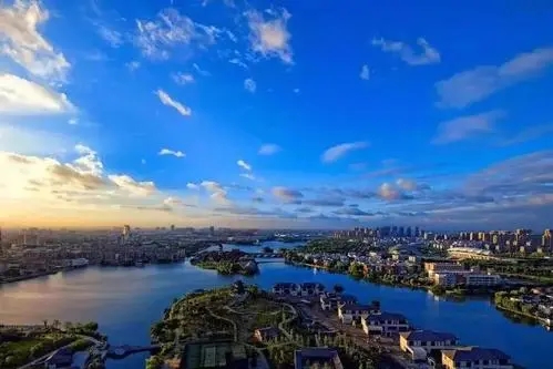 平湖漿蜂意蜂盜性強(qiáng)嗎（平湖漿蜂4×3蜂王）