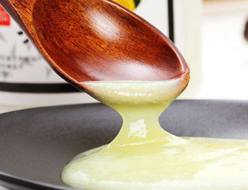 蜂王漿多少錢一斤（真蜂王漿的價(jià)格是多少）